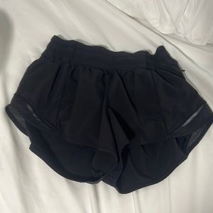 Lululemon Black Hotty Hot Shorts Size 4 Regular